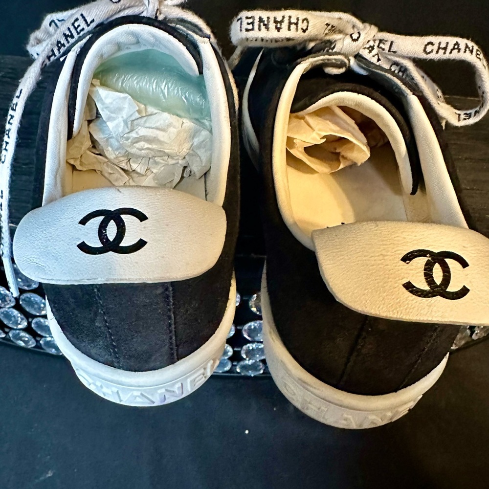 CHANEL Black Suede Sneakers with White Leather Accents - Picture 9 of 12